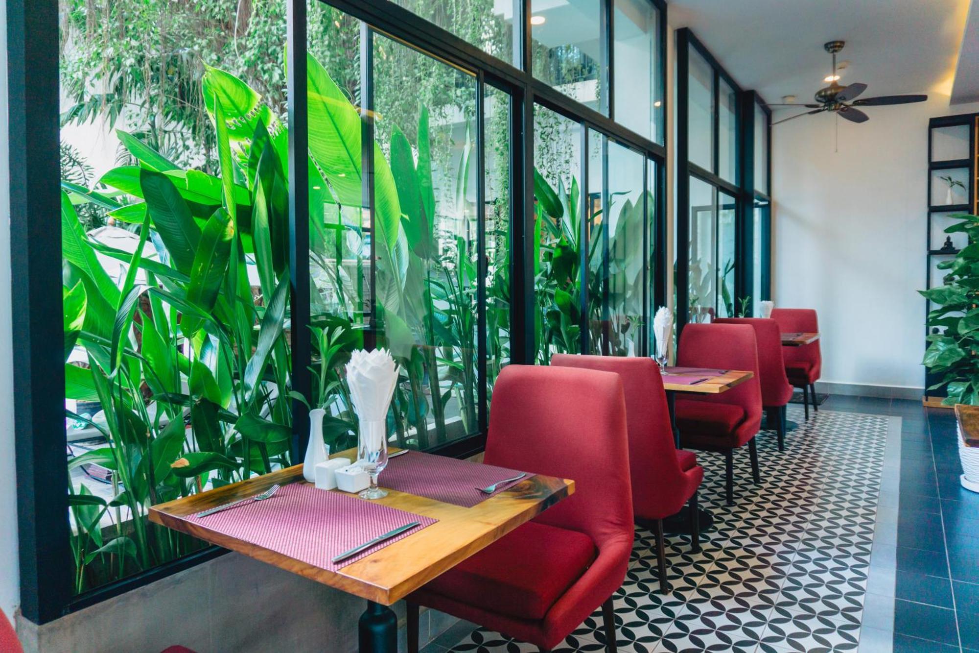 Angkor Aurora Hotel Siem Reap Exterior foto
